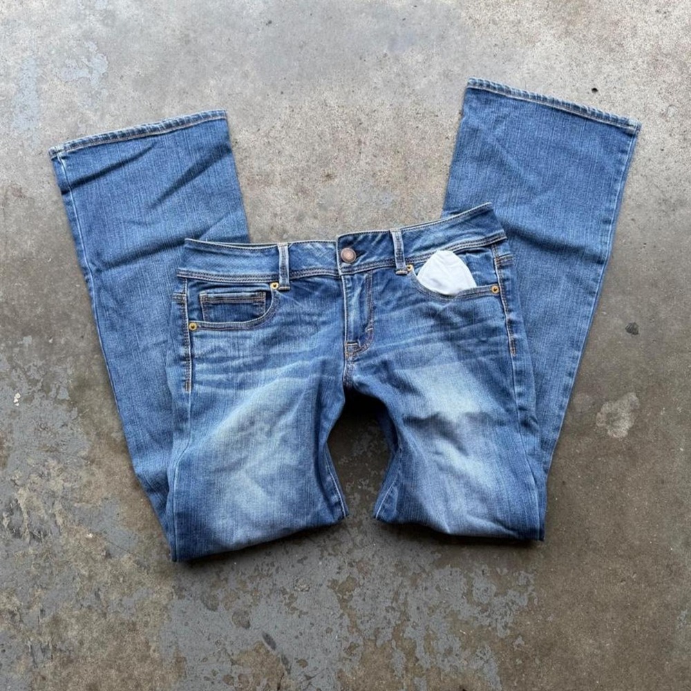Y2K Low Rise Flare kick boot Jeans size 8 (29.5" x 30")